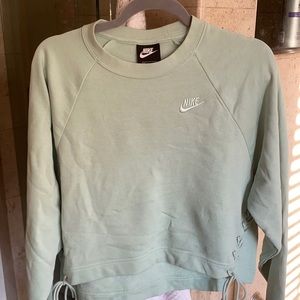 Nike Mint Cropped Sweatshirt